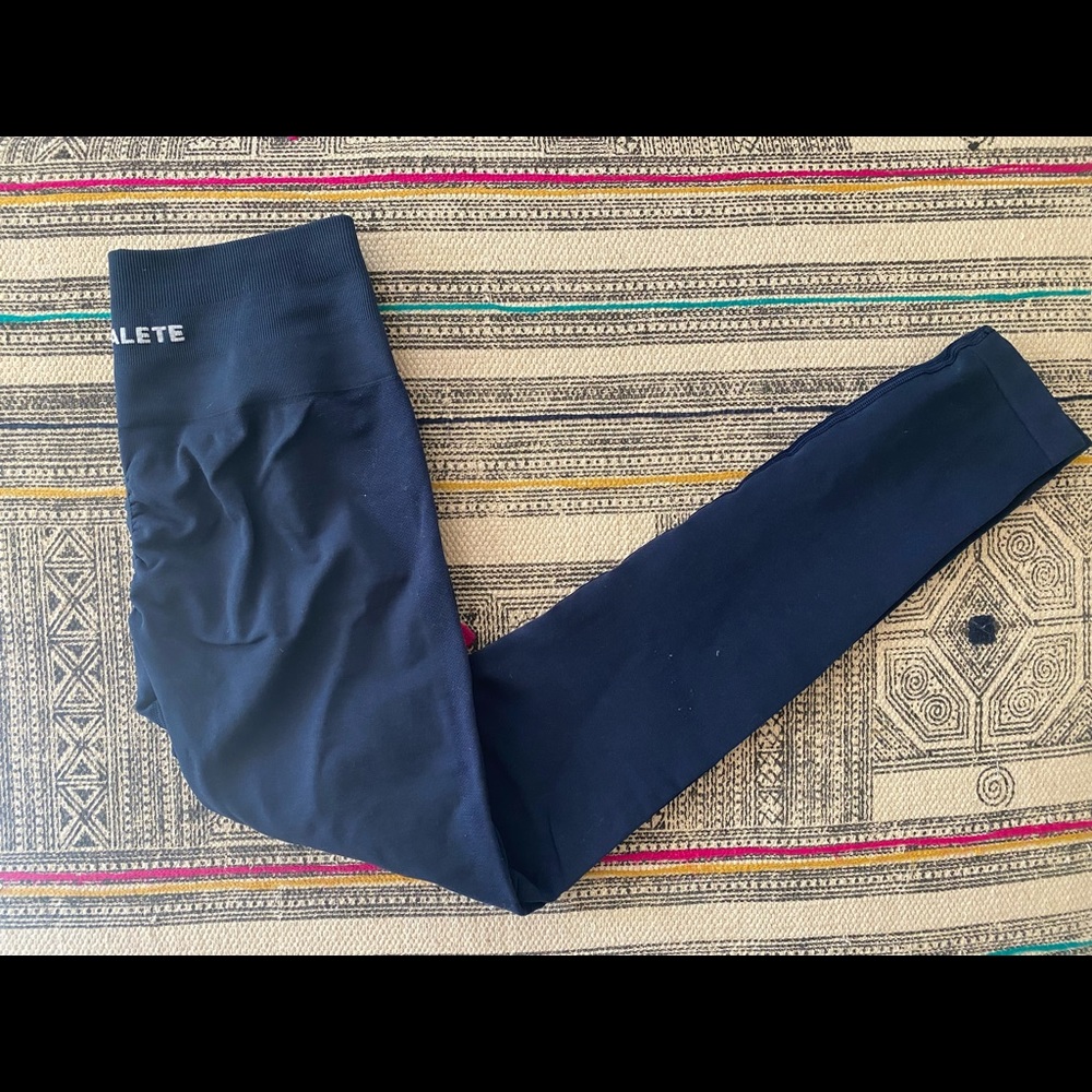 Alphalete amplify navy blue legging